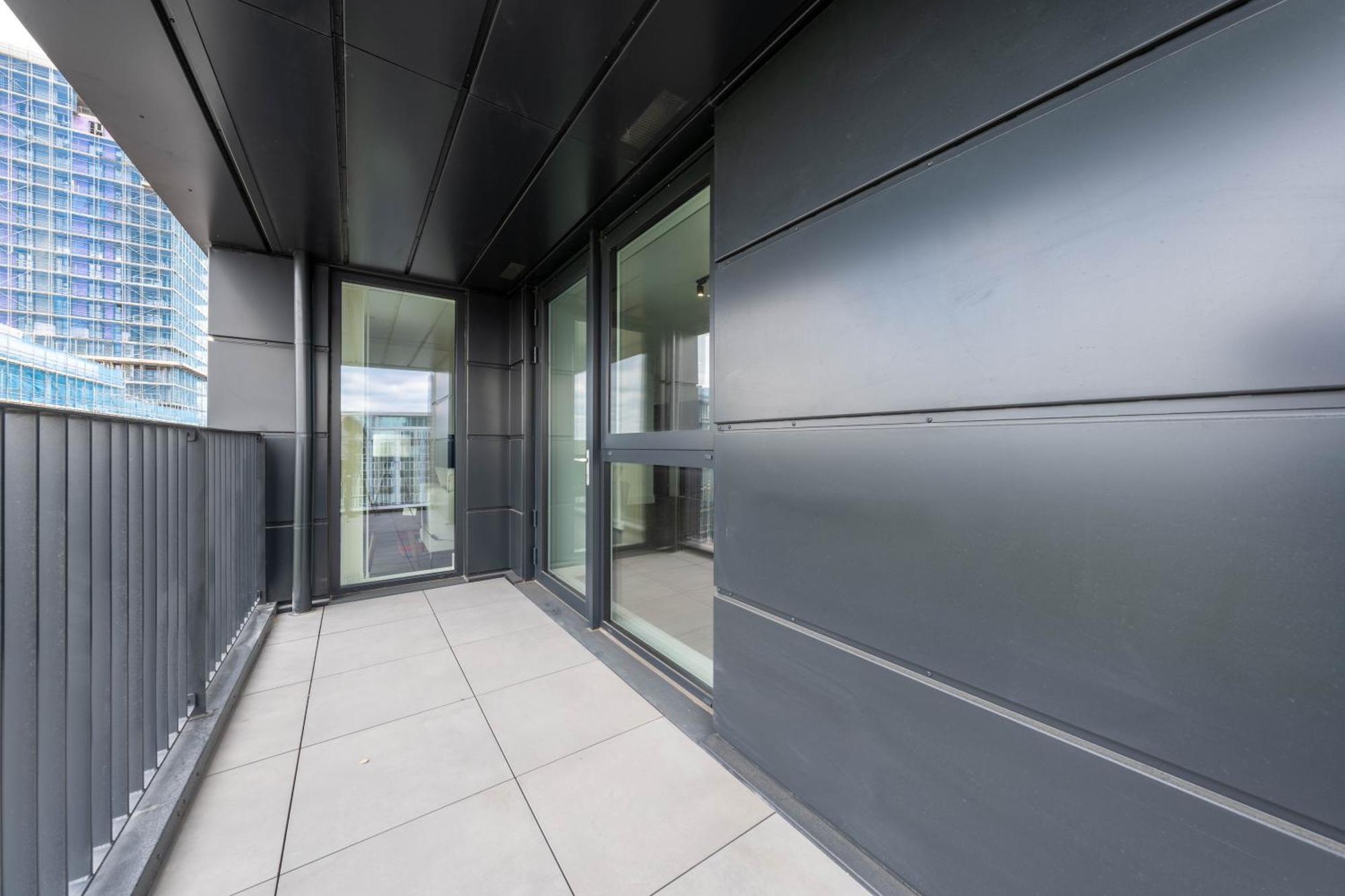 Mitre Rothko By Artsy Apartament